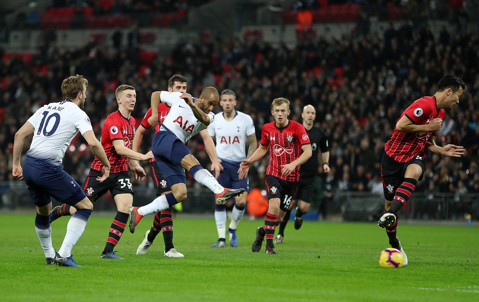 功勋卓著而 功勋卓著而